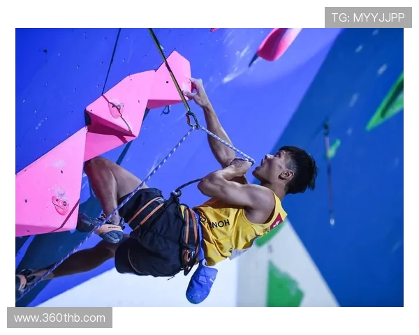 北京滑板队在世界攀岩锦标赛中以83分稳居积分榜首位