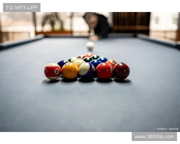 台球运动的技巧提升与心理博弈在竞技与休闲之间的平衡探索 台球运动的技巧提升与心理博弈在竞技与休闲之间的平衡探索