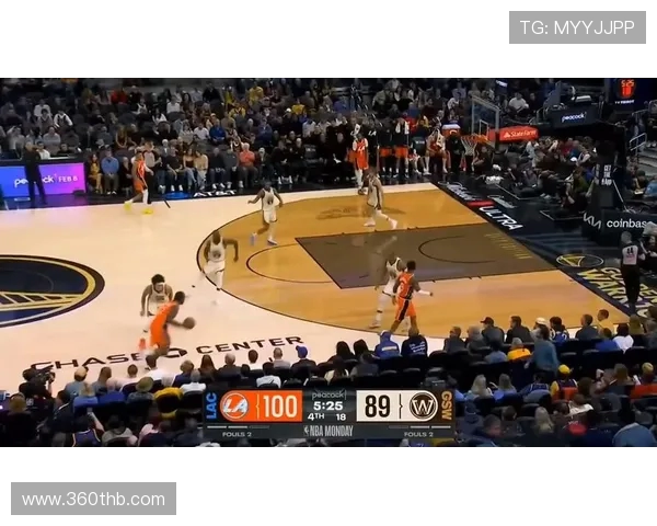 勇士与快船激战正酣球迷热议比赛精彩瞬间与球员表现