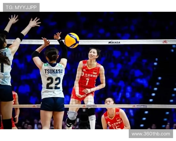 女排中国队在澳门赛中迎战美国队全力争胜展现拼搏精神 女排中国队在澳门赛中迎战美国队全力争胜展现拼搏精神